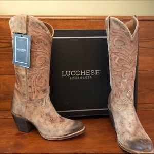 Lucchese Laurelie Boot in brown floral in size 9C